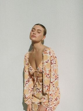 Floral Tie-Front Long-Sleeve Mini Dress - Yellow Floral